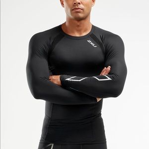 2xu men’s long sleeve compression top